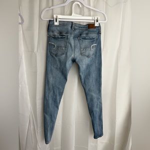 American Eagle Outfitter women’s jeans / jegging‘s super super stretch size 4